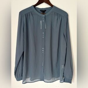 Blue Ridge Veil | Banana Republic Sheer Textured Blouse | NWT | Size M